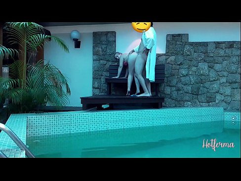 ❤️ Boss kutsub neiu basseini, kuid ei suutnud vastu panna kuumale ❤️ Pornovideo at et.onetubes.top ❤
