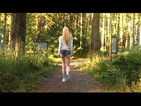 ❤️ Ilus naine liigub aeglaselt, mitte alasti video ❤️ Pornovideo at et.onetubes.top ❤
